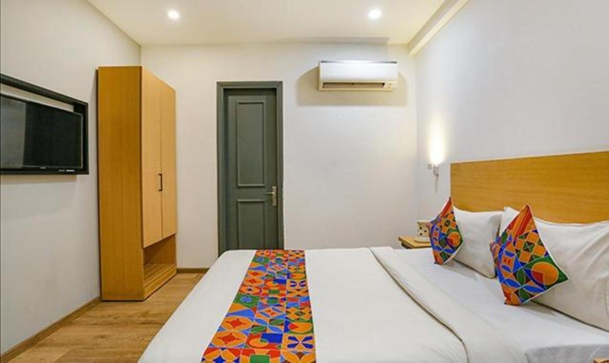 ניו דלהי Fabhotel Urban Residency Model Town מראה חיצוני תמונה